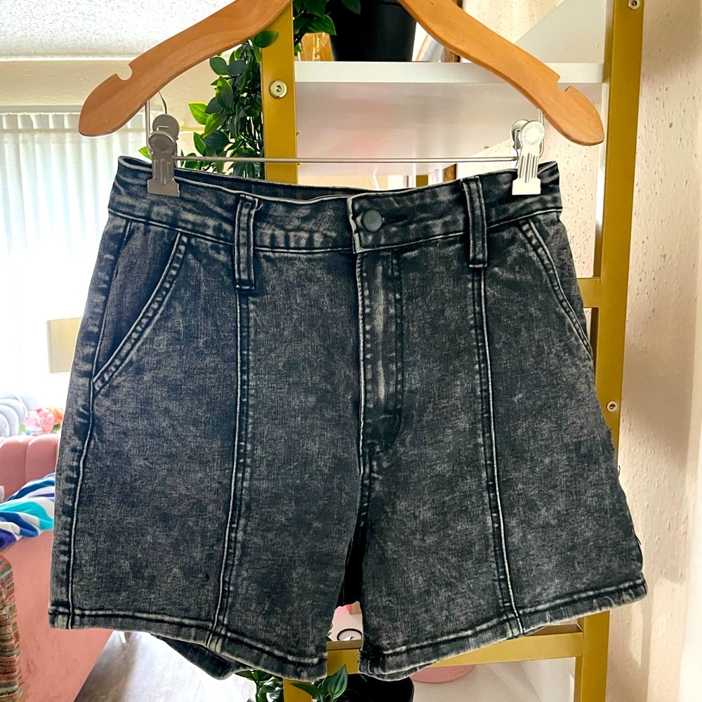 FASHION NOVA acid wash black shorts size medium - Picture 2 of 3
